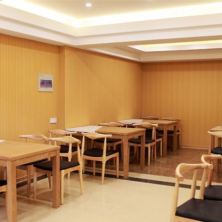 Greentree Inn Tianjin West Railway Station Stage Hotel Экстерьер фото