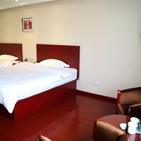 Greentree Inn Tianjin West Railway Station Stage Hotel Экстерьер фото